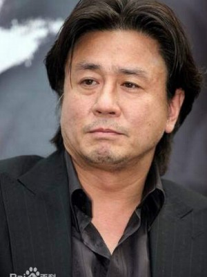 崔岷植