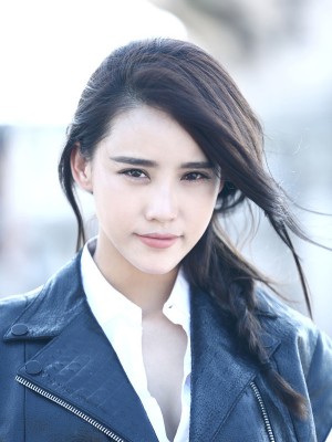 施予斐