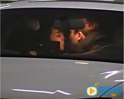 杨紫和男朋友贺鹏激吻照曝光 杨紫个人资料简介