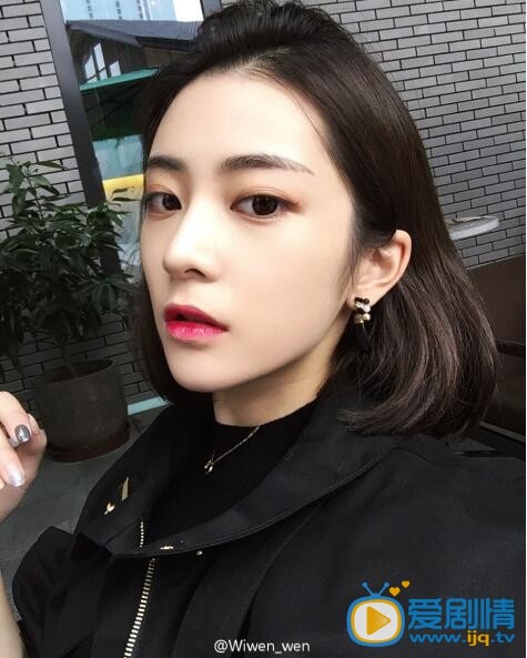 林更新女友王柳雯资料照片