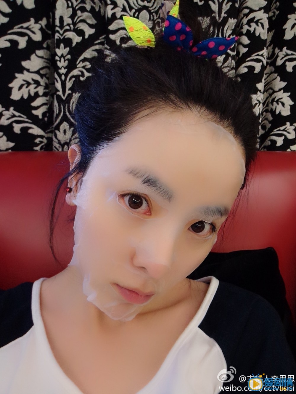 李思思素颜照
 李思思高清写真_李思思高清剧照
