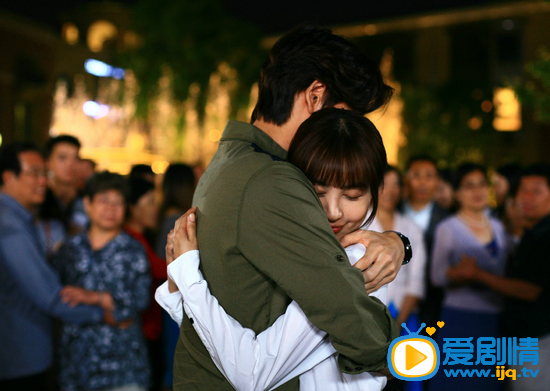 李菲儿远得要命的爱情剧照
 李菲儿高清写真_李菲儿高清剧照