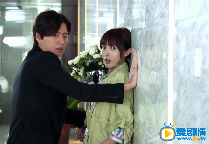 李菲儿远得要命的爱情剧照
 李菲儿高清写真_李菲儿高清剧照