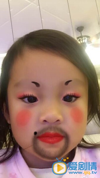 贾乃亮与甜馨日常
 贾乃亮高清写真_贾乃亮高清剧照