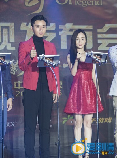 贾乃亮夫妻恩爱照
 贾乃亮高清写真_贾乃亮高清剧照