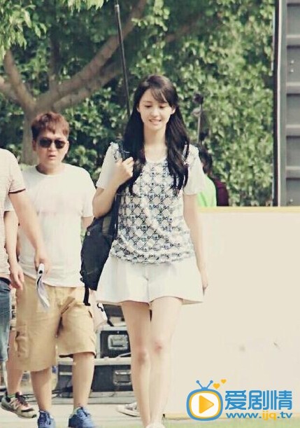 杨洋微微一笑很倾城路透
 杨洋高清写真_杨洋高清剧照