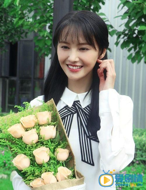 杨洋微微一笑很倾城剧照
 杨洋高清写真_杨洋高清剧照