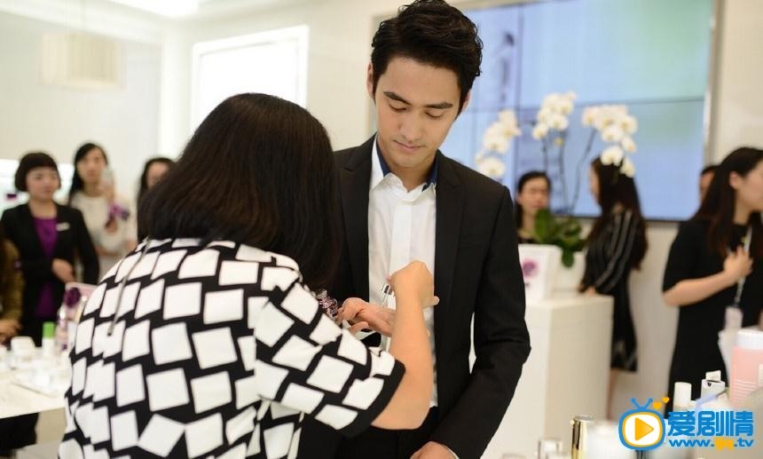 袁弘活动照
 袁弘高清写真_袁弘高清剧照