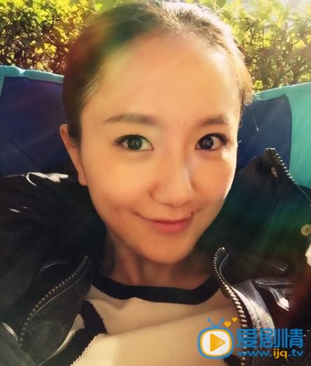李倩卖萌照
 李倩高清写真_李倩高清剧照