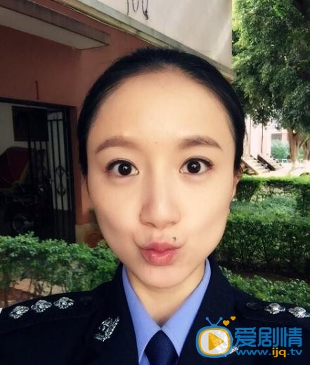 李倩卖萌照
 李倩高清写真_李倩高清剧照