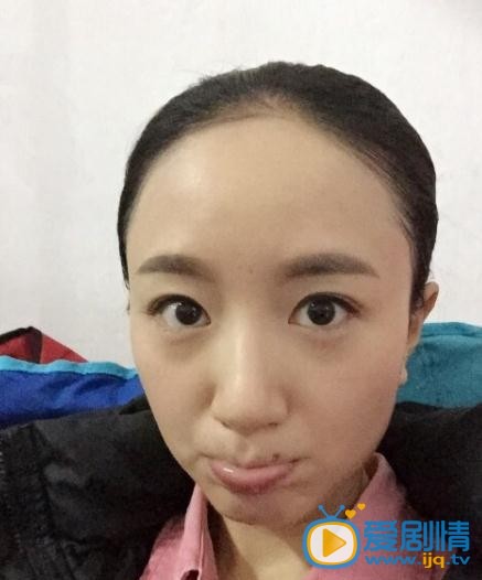 李倩卖萌照
 李倩高清写真_李倩高清剧照