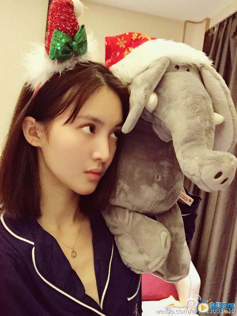 金晨生活照
 金晨高清写真_金晨高清剧照