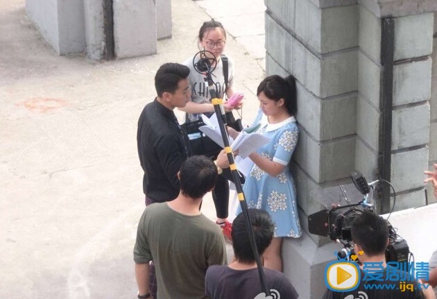 戴向宇片场照
 戴向宇高清写真_戴向宇高清剧照