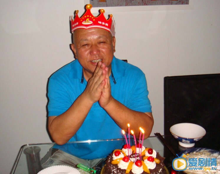杨念生生活照
 杨念生高清写真_杨念生高清剧照