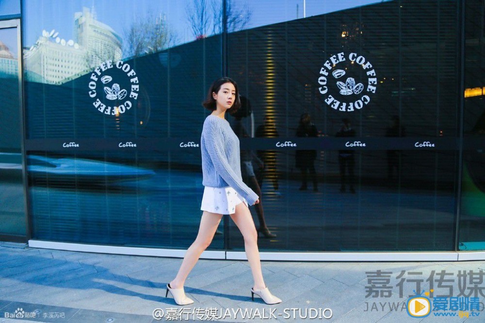 李溪芮街拍
 李溪芮高清写真_李溪芮高清剧照