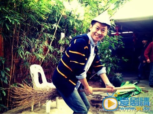 李健生活照
 李健高清写真_李健高清剧照