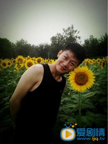 李健生活照
 李健高清写真_李健高清剧照