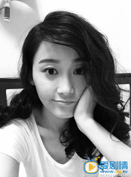 李小晶生活照
 李小晶高清写真_李小晶高清剧照