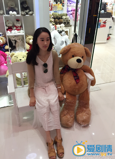 李小晶生活照
 李小晶高清写真_李小晶高清剧照