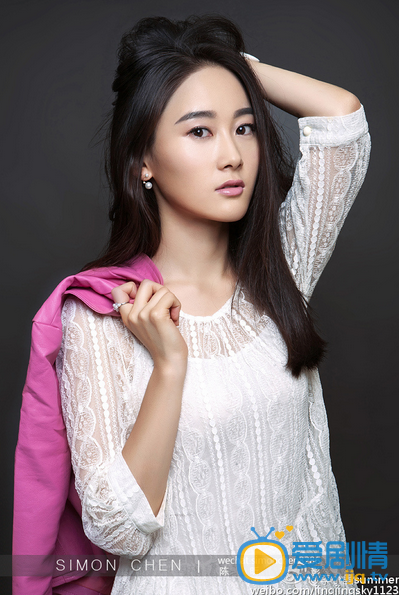 李小晶写真
 李小晶高清写真_李小晶高清剧照