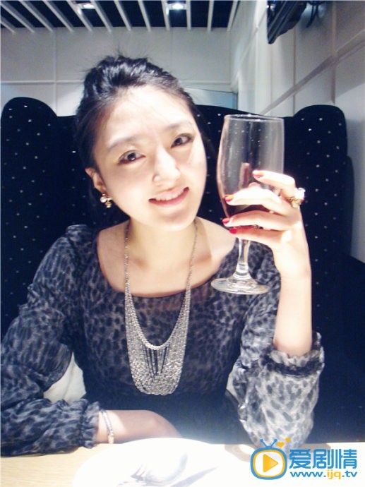 宋卉如生活照
 宋卉如高清写真_宋卉如高清剧照