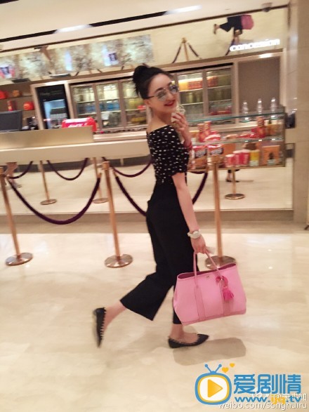 宋卉如生活照
 宋卉如高清写真_宋卉如高清剧照