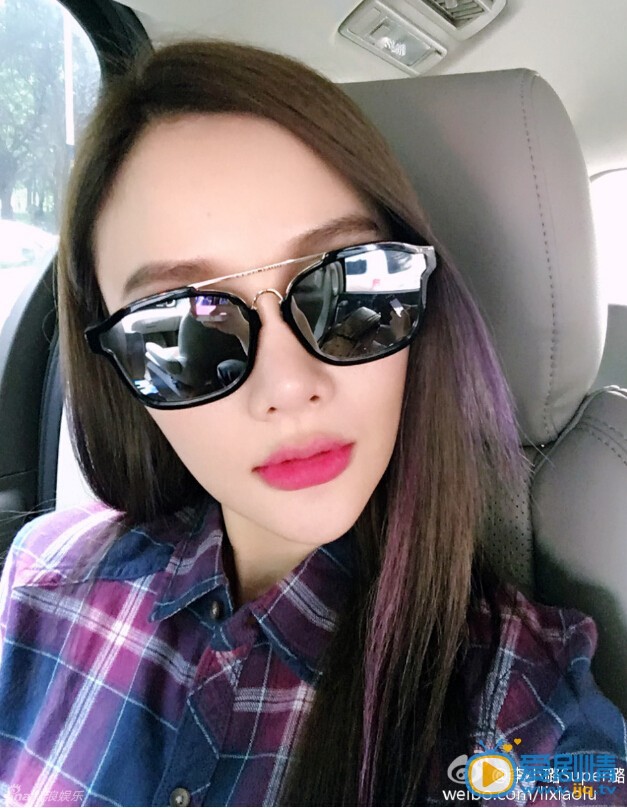 李小璐生活照
 李小璐高清写真_李小璐高清剧照