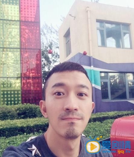 张铎生活照
 张铎高清写真_张铎高清剧照