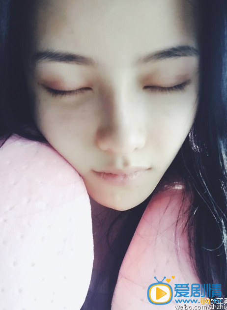 张芷溪生活照
 张芷溪高清写真_张芷溪高清剧照