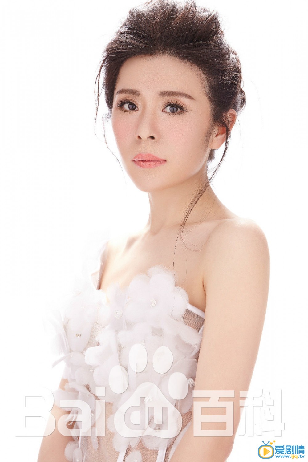 李蓓蕾高清写真照片