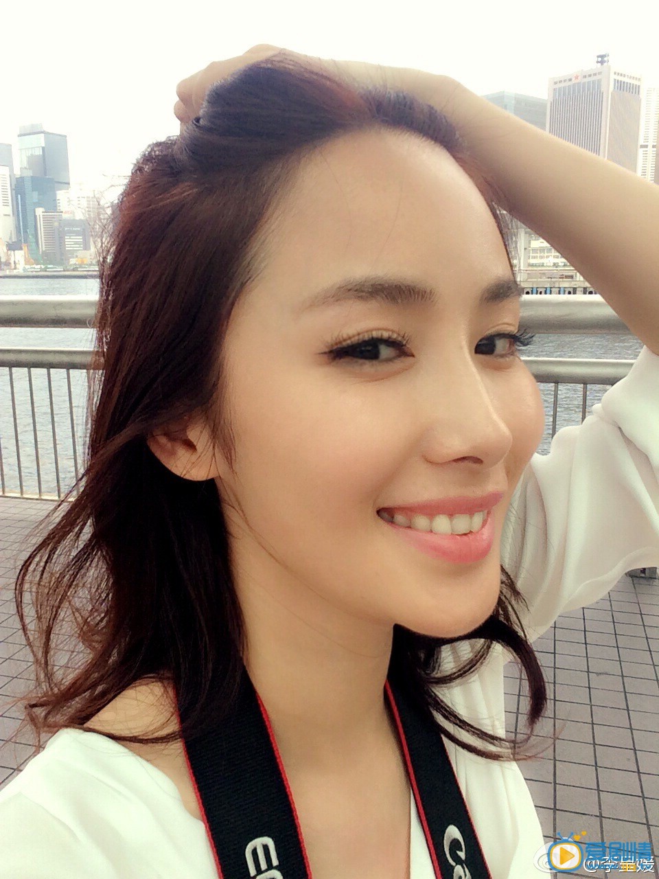 李呈媛嘟嘴卖萌照
 李呈媛高清写真_李呈媛高清剧照