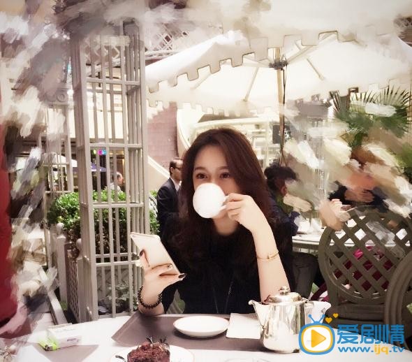 林依婷生活照
 林依婷高清写真_林依婷高清剧照