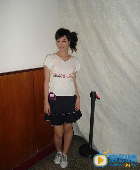 何杜娟生活照
 何杜娟高清写真_何杜娟高清剧照