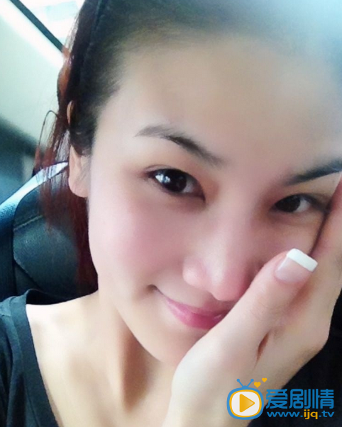 宋新妮性感露胸照
 宋新妮高清写真_宋新妮高清剧照