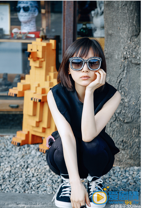王子文街拍写真
 王子文高清写真_王子文高清剧照