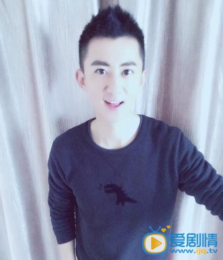 刘小震生活照
 刘小震高清写真_刘小震高清剧照