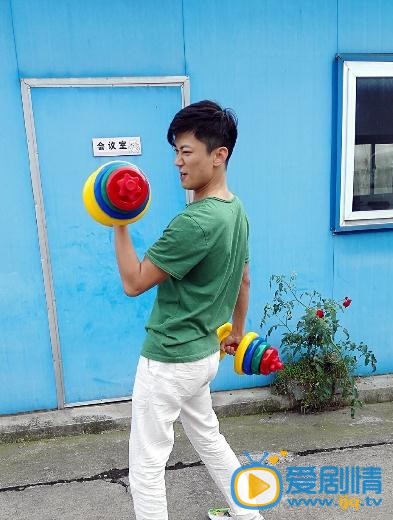 常波生活照
 常波高清写真_常波高清剧照