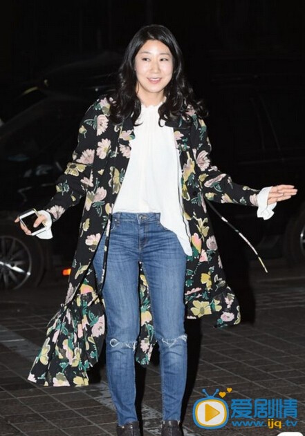 罗美兰活动照
 罗美兰高清写真_罗美兰高清剧照