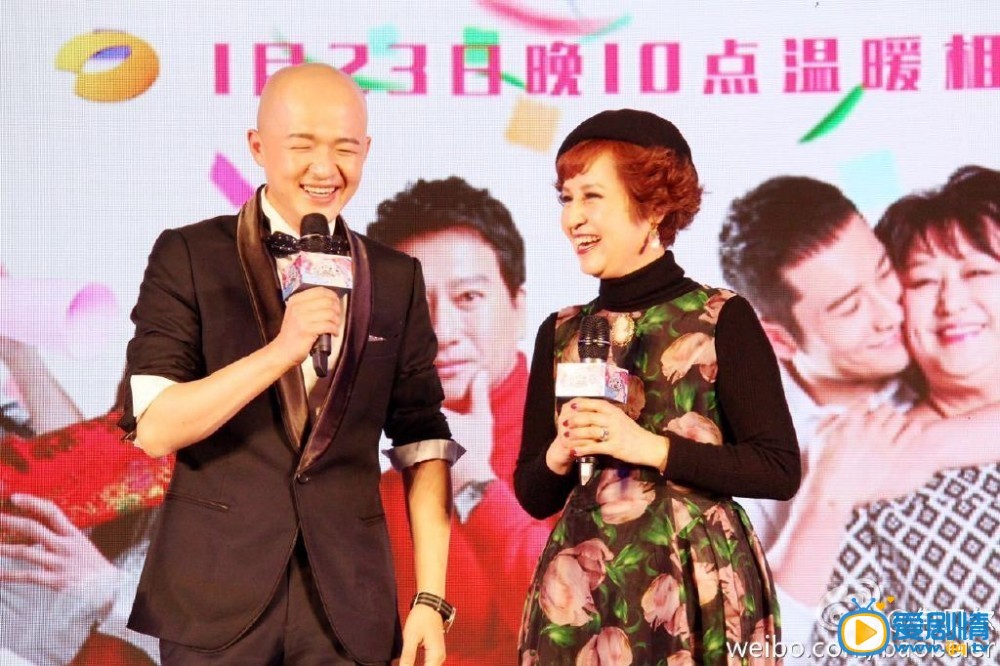 包贝尔包贝尔妈妈合照
 包贝尔高清写真_包贝尔高清剧照