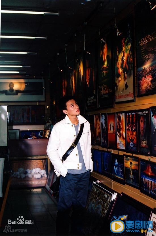 周一围写真
 周一围高清写真_周一围高清剧照
