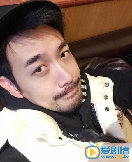 张智尧生活照
 张智尧高清写真_张智尧高清剧照