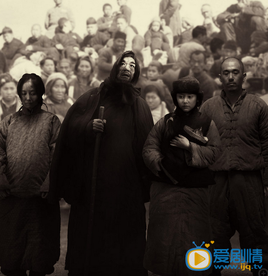 王子文温顾一九四二剧照
 王子文高清写真_王子文高清剧照