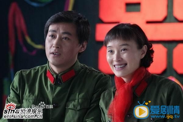 吴越《工人大院》剧照
 吴越高清写真_吴越高清剧照