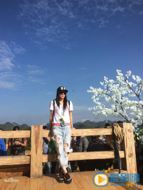 武小莉生活照
 武小莉高清写真_武小莉高清剧照
