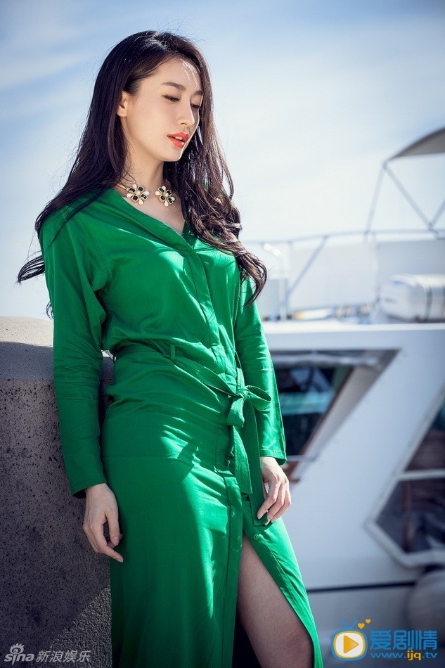 董维嘉个人写真
 董维嘉高清写真_董维嘉高清剧照