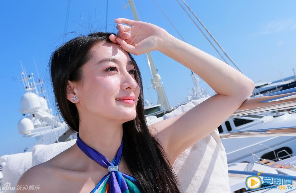 董维嘉个人写真
 董维嘉高清写真_董维嘉高清剧照