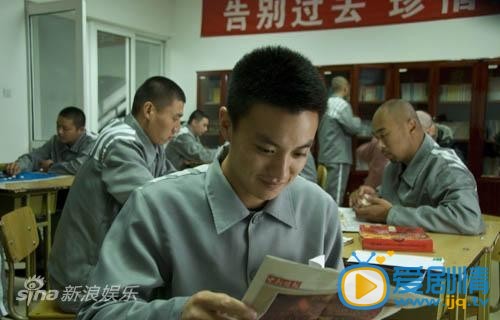周一围《独家披露》剧照
 周一围高清写真_周一围高清剧照