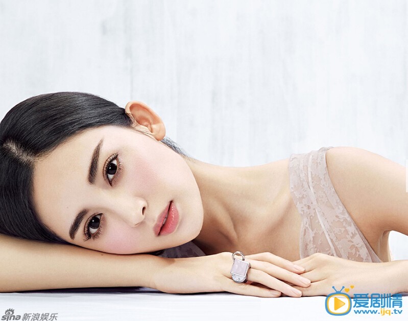 古力娜扎时尚写真
 古力娜扎高清写真_古力娜扎高清剧照