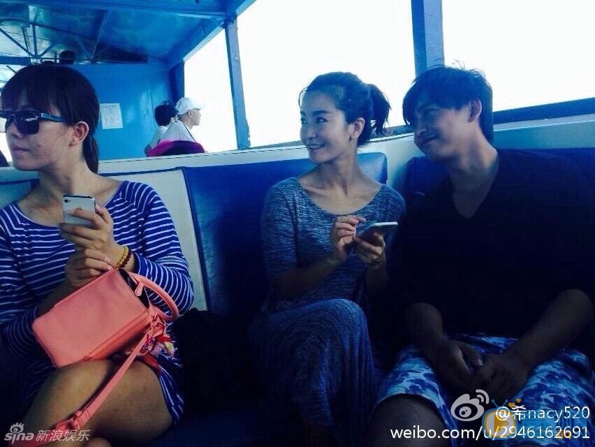 李佳航写真
 李佳航高清写真_李佳航高清剧照