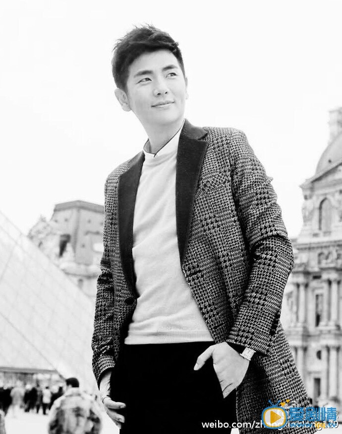 张晓龙绅士型男写真
 张晓龙高清写真_张晓龙高清剧照